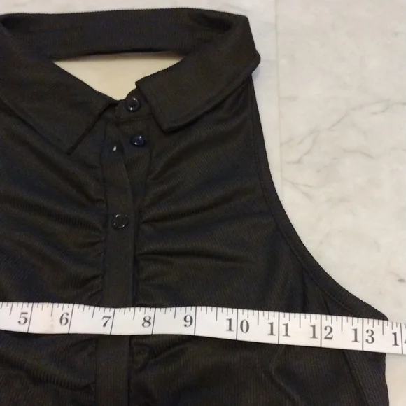 Justify button front halter. - Picture 10 of 11